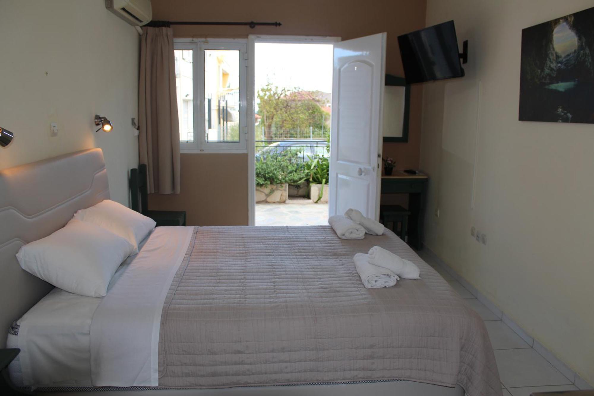 Theodora Studios & Apartments Skala  المظهر الخارجي الصورة